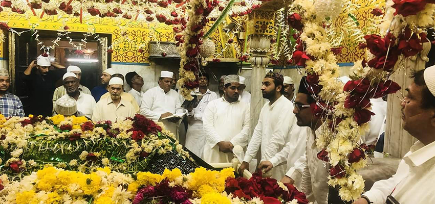 Unveiling the Mystical Narratives of Mahim Dargah